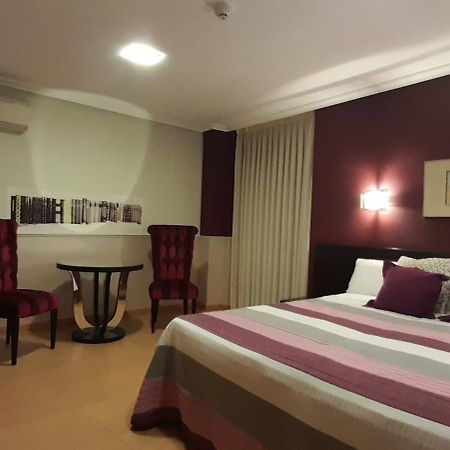 Hostal El Lechuguero Cascante Екстер'єр фото