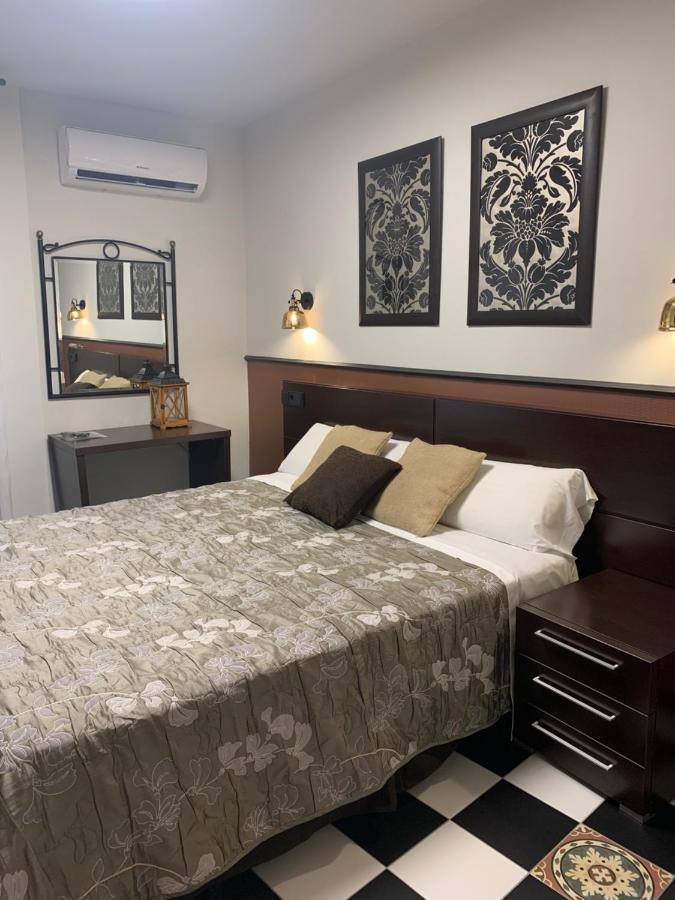 Hostal El Lechuguero Cascante Екстер'єр фото