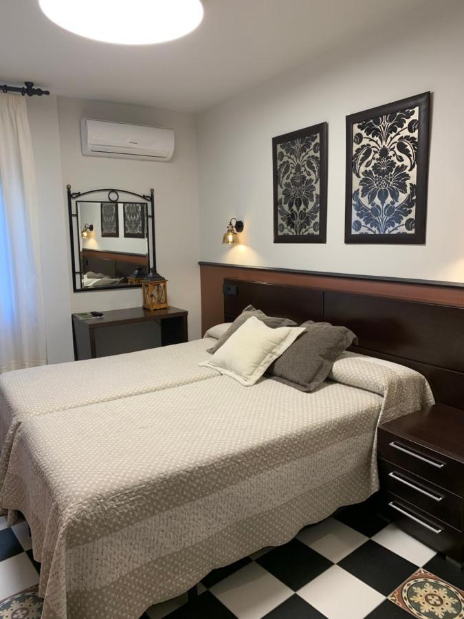 Hostal El Lechuguero Cascante Екстер'єр фото