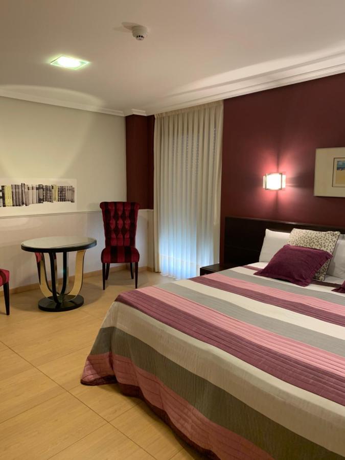 Hostal El Lechuguero Cascante Екстер'єр фото