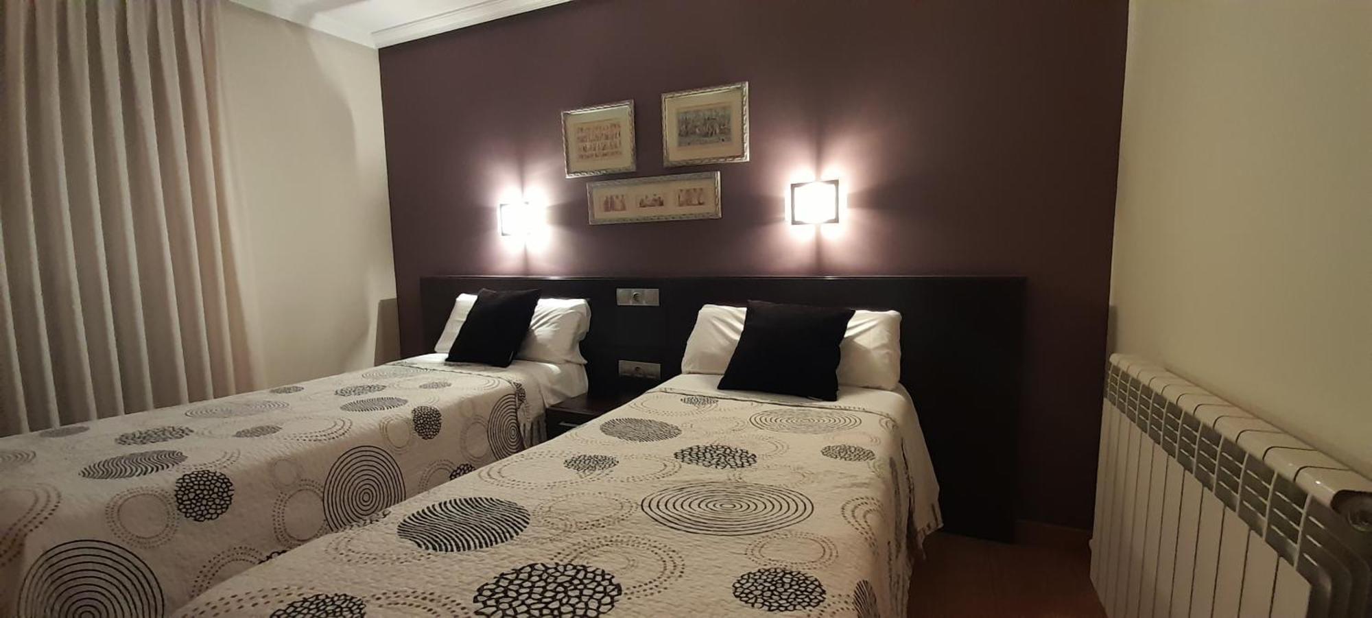 Hostal El Lechuguero Cascante Екстер'єр фото