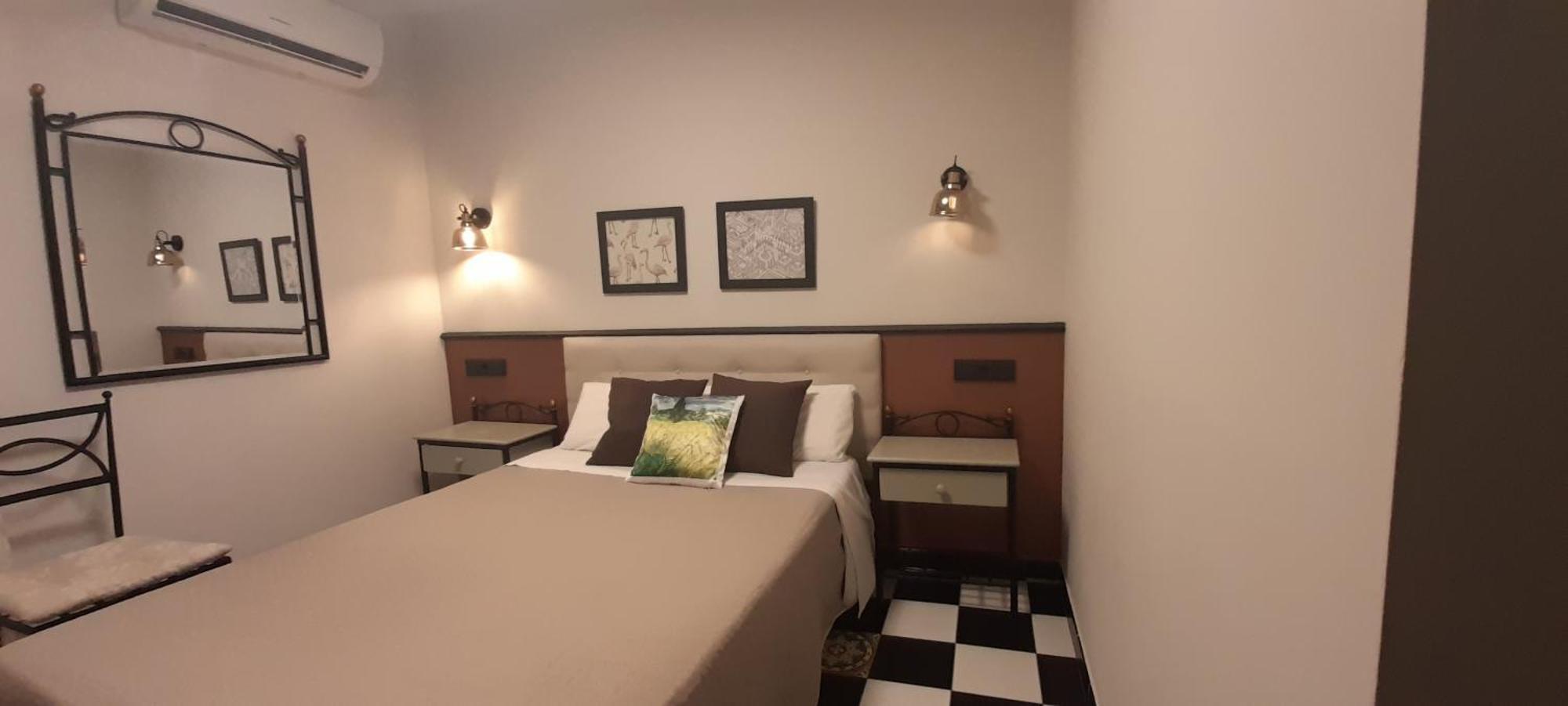 Hostal El Lechuguero Cascante Екстер'єр фото