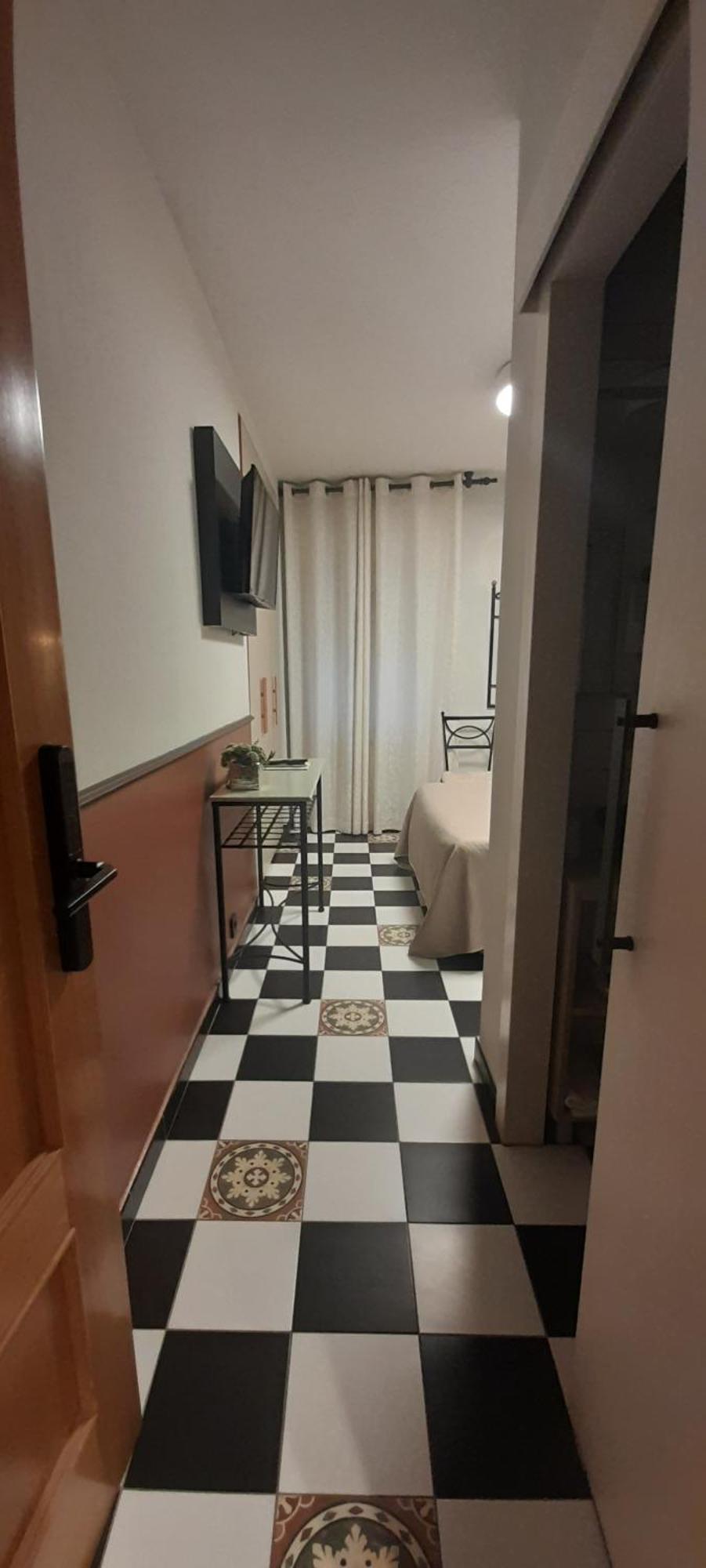 Hostal El Lechuguero Cascante Екстер'єр фото