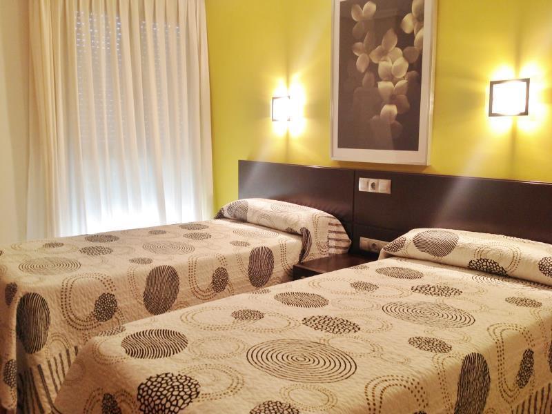 Hostal El Lechuguero Cascante Екстер'єр фото
