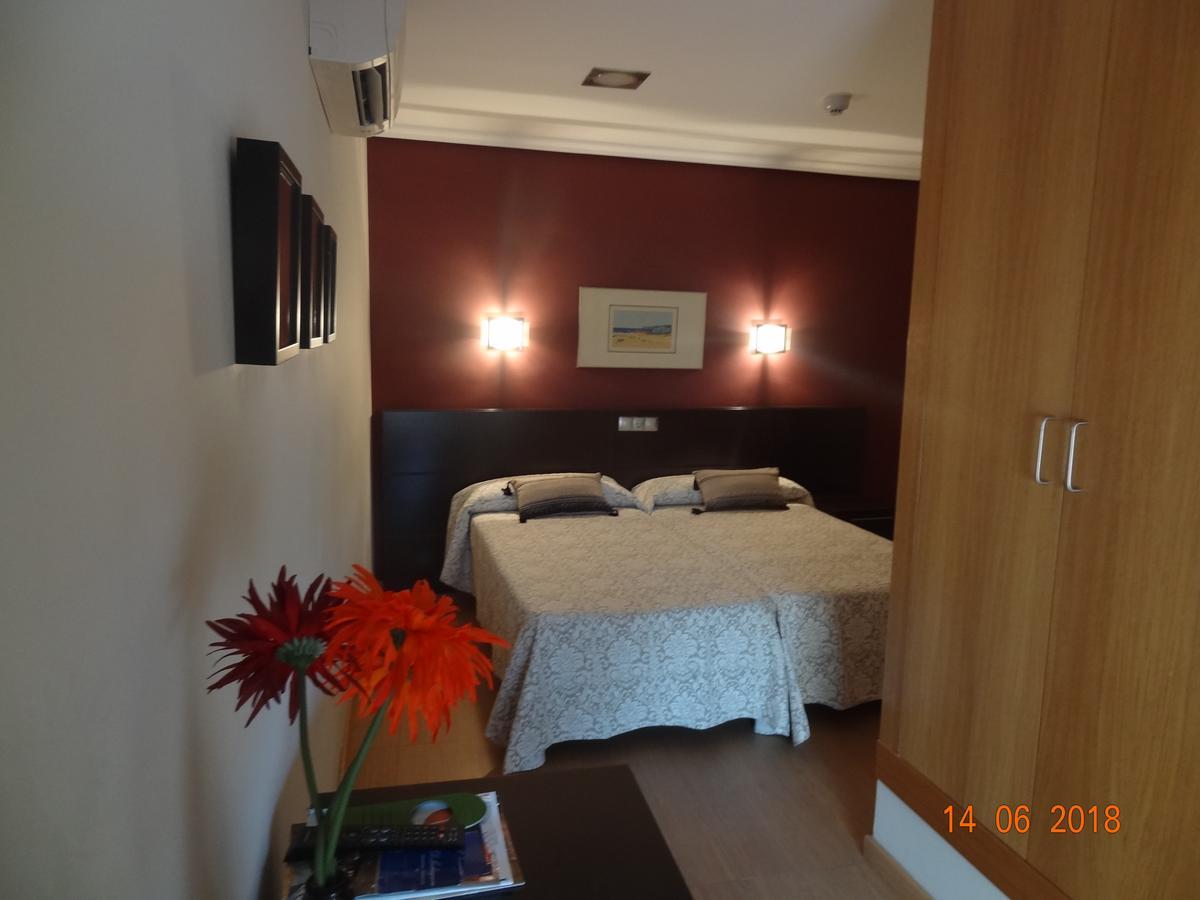 Hostal El Lechuguero Cascante Екстер'єр фото